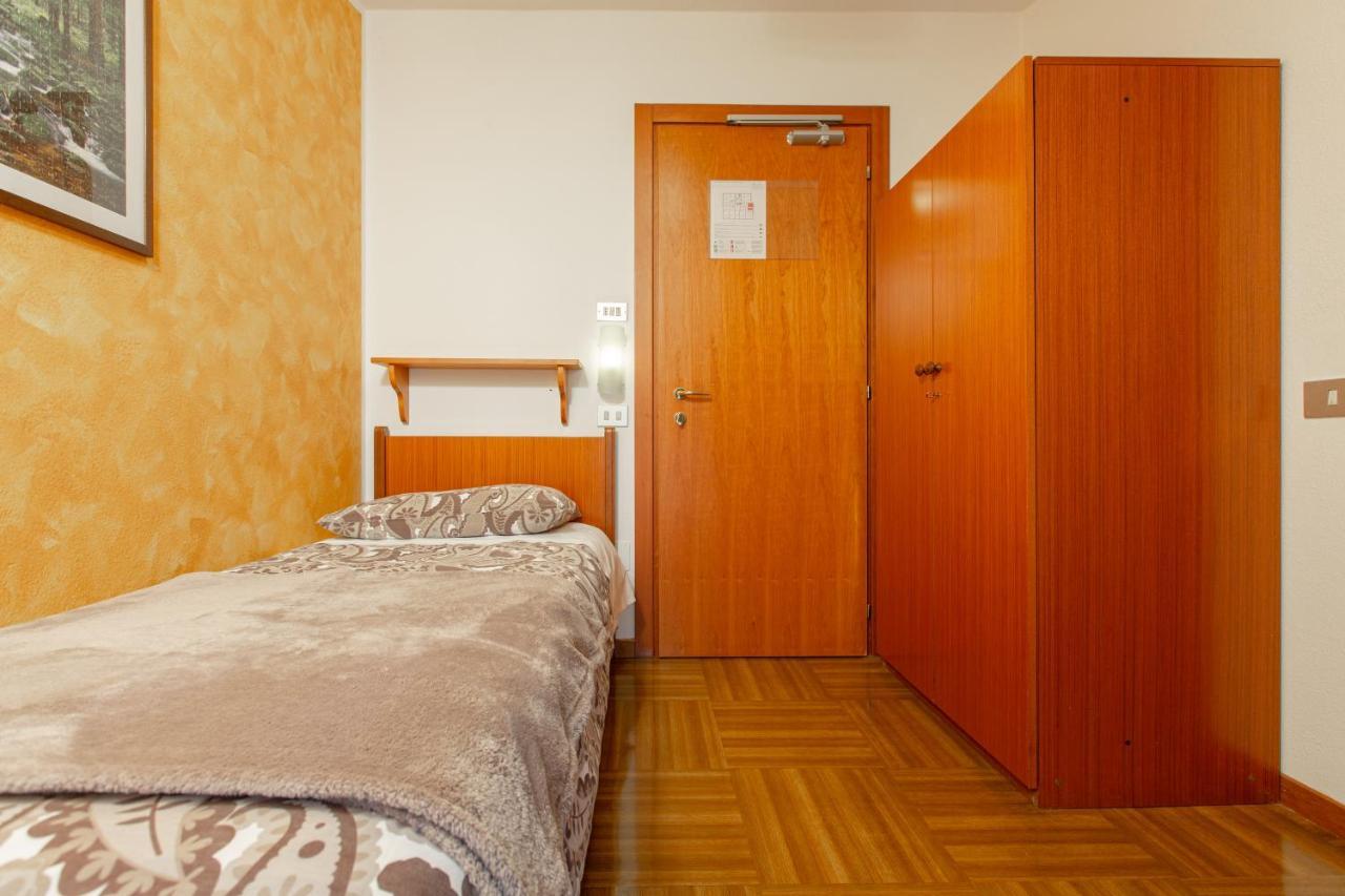 Hotel Biancospino Lanzada Ngoại thất bức ảnh