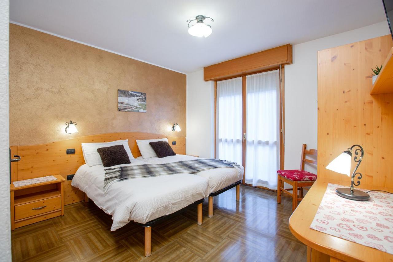 Hotel Biancospino Lanzada Ngoại thất bức ảnh