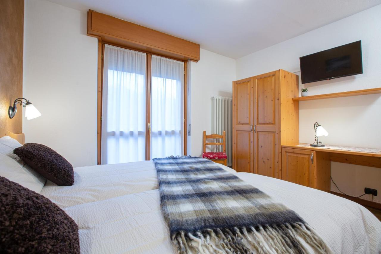 Hotel Biancospino Lanzada Ngoại thất bức ảnh