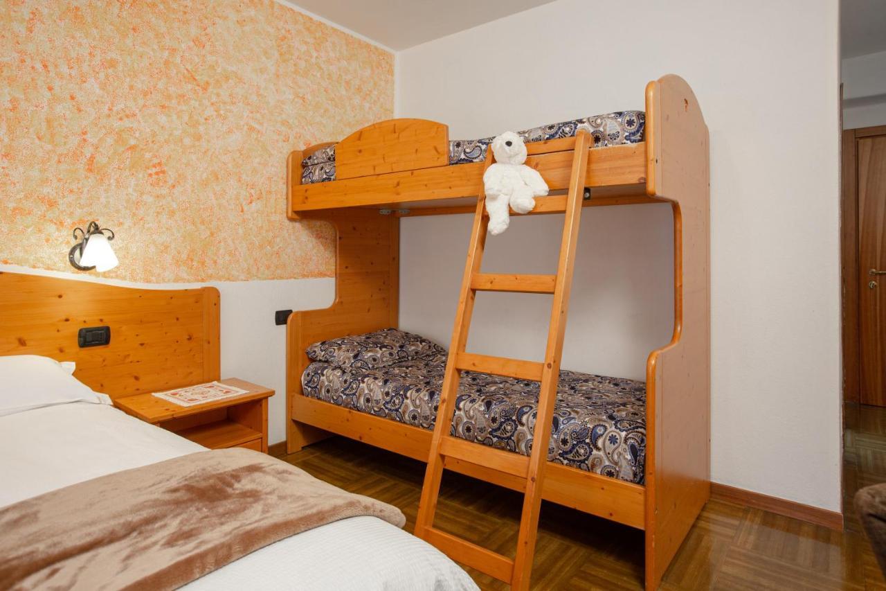 Hotel Biancospino Lanzada Ngoại thất bức ảnh