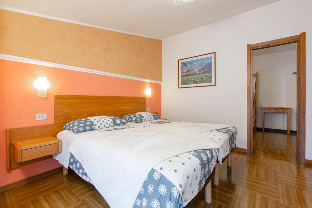 Hotel Biancospino Lanzada Ngoại thất bức ảnh