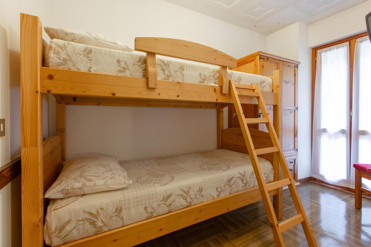 Hotel Biancospino Lanzada Ngoại thất bức ảnh