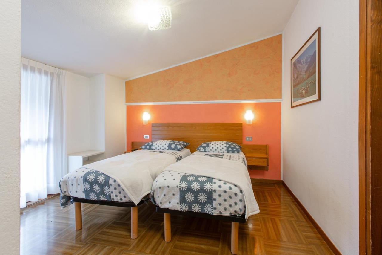 Hotel Biancospino Lanzada Ngoại thất bức ảnh